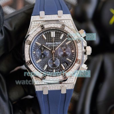 Replica Audemars Piguet Royal Oak Diamond Watch SS Blue Chronograph Dial 42MM